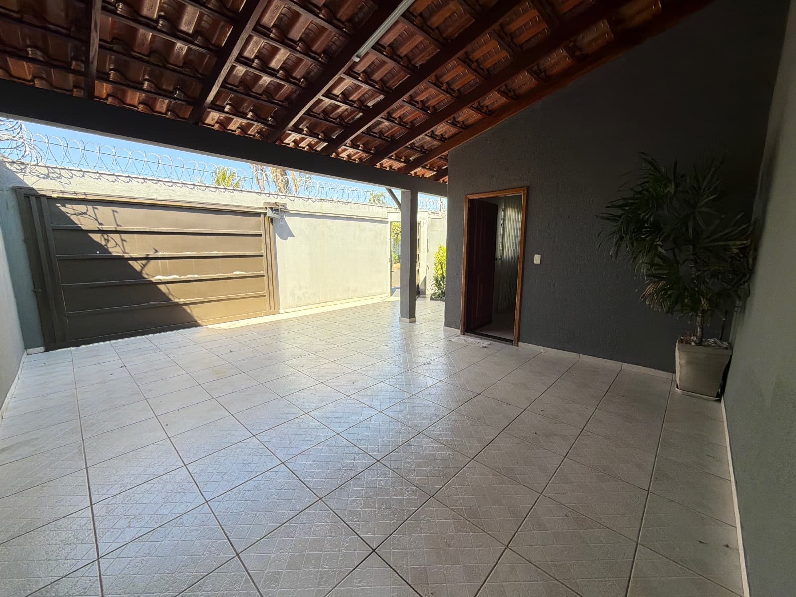 Casa jardim Patrícia 3 Quartos — foto 1 de 10